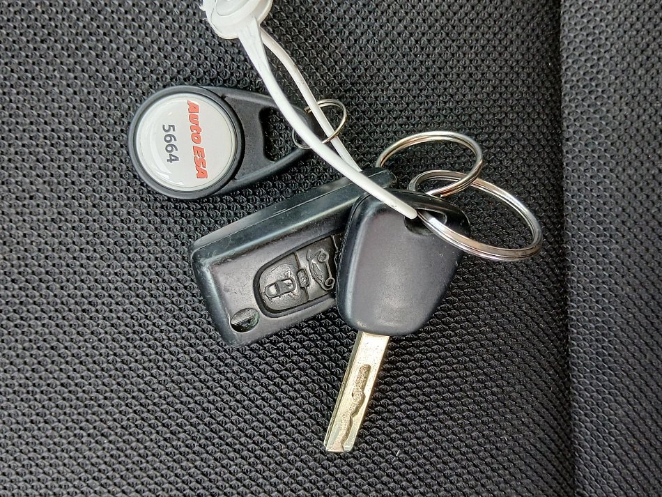 Peugeot 207 1.6 HDi 