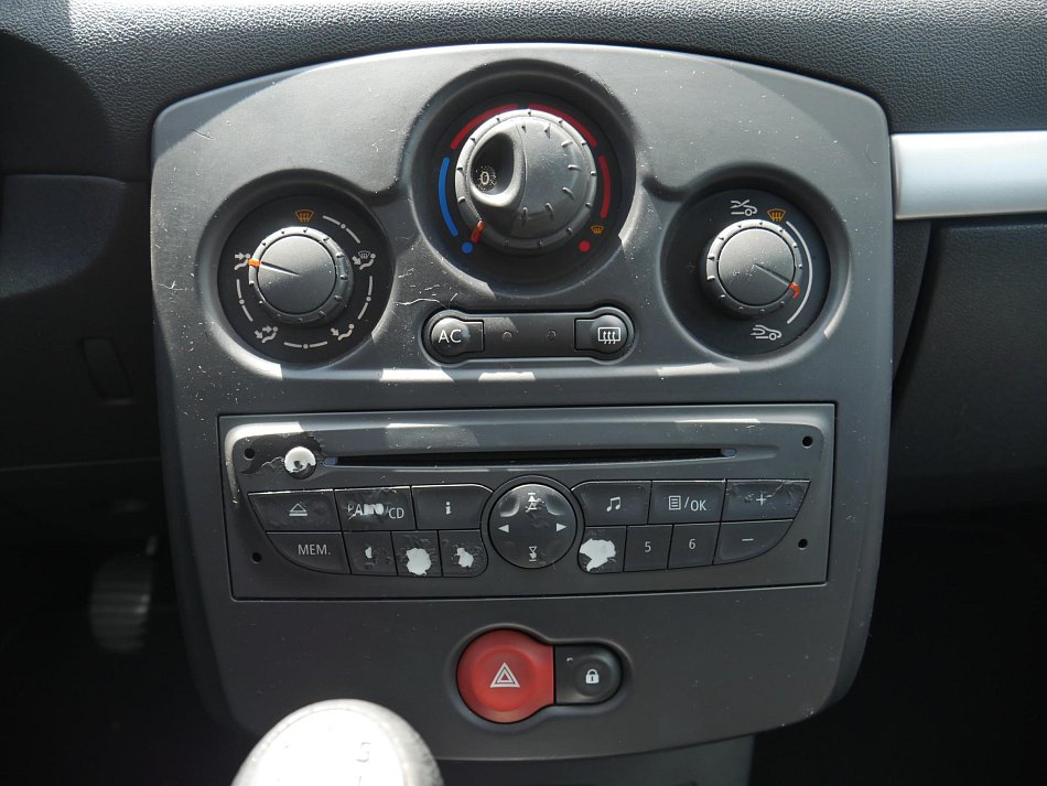 Renault Clio 1.2 16V 