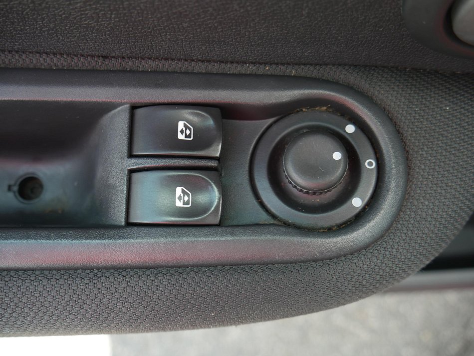 Renault Clio 1.2 16V 