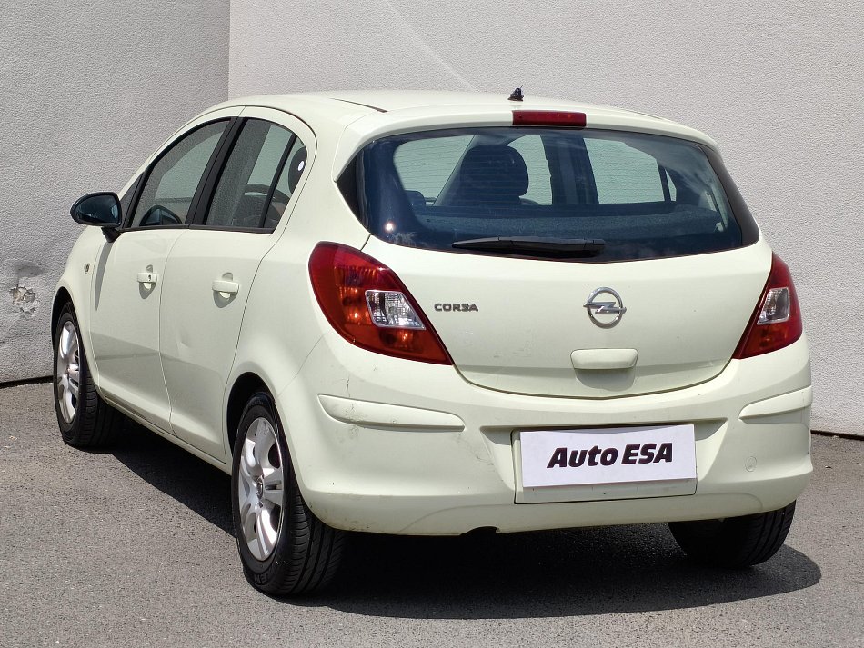 Opel Corsa 1.4i 