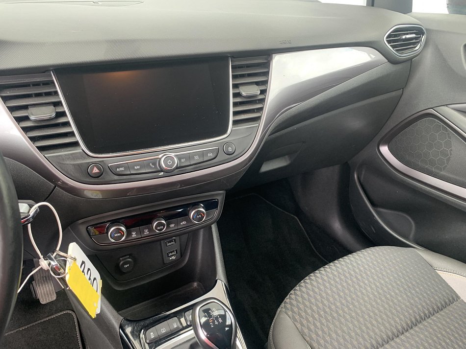 Opel Crossland X 1.2 T Innovation