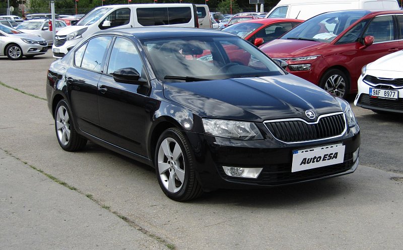 Škoda Octavia III 2.0 TDi Elegance