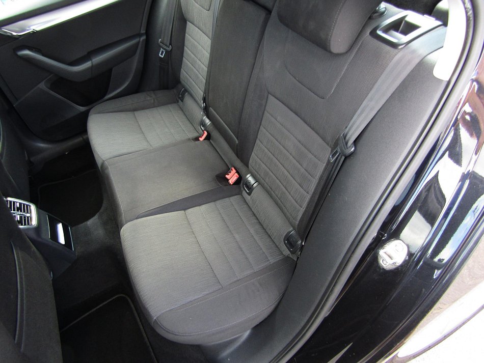 Škoda Octavia III 2.0 TDi Elegance