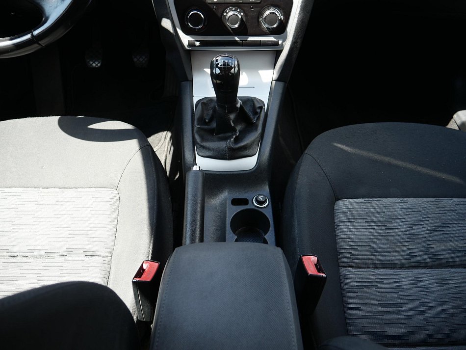 Škoda Octavia II 1.6 TDi Ambition