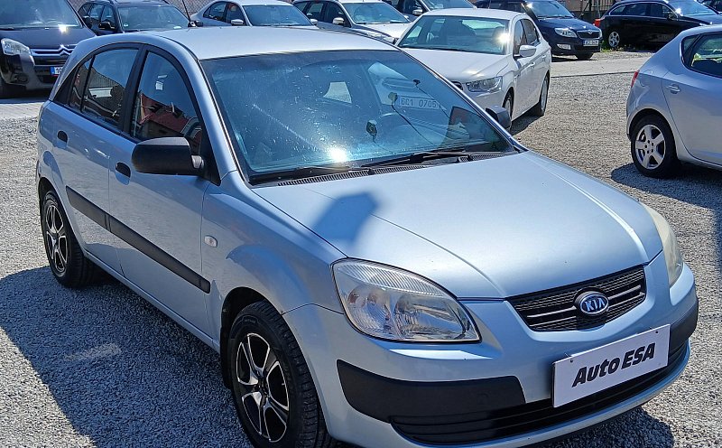 Kia Rio 1.4i 