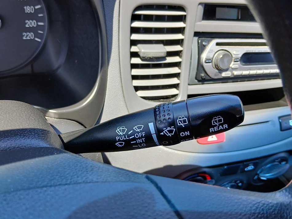 Kia Rio 1.4i 