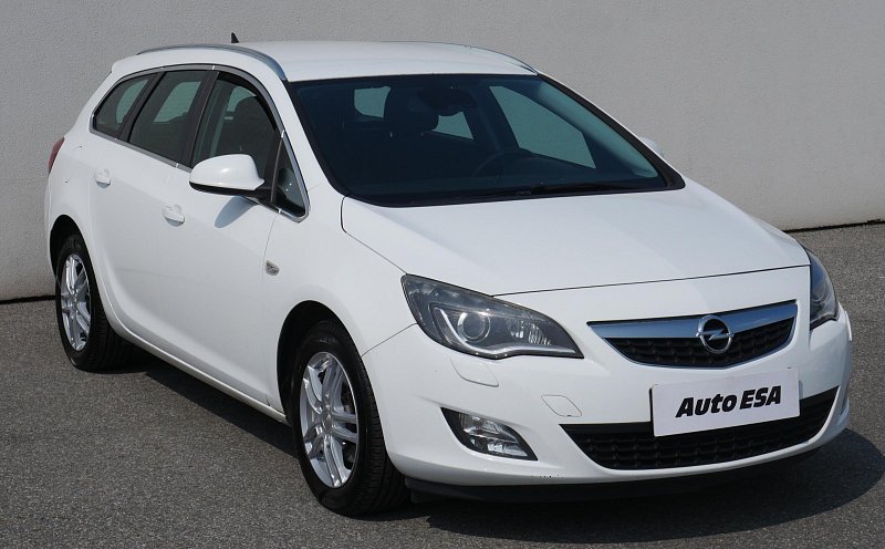 Opel Astra 2.0 CDTi Sport