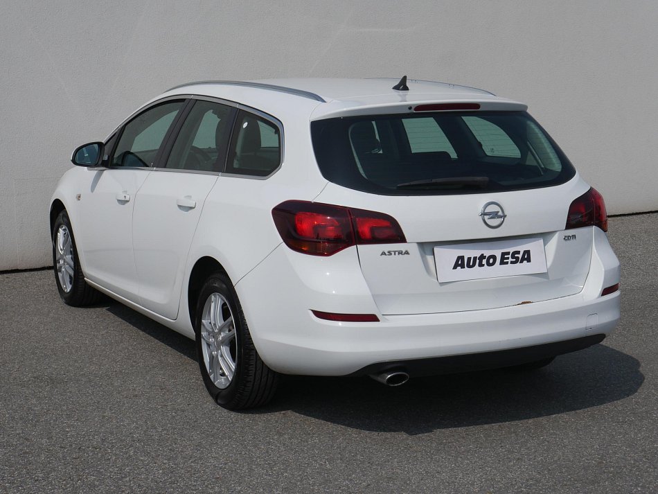 Opel Astra 2.0 CDTi Sport