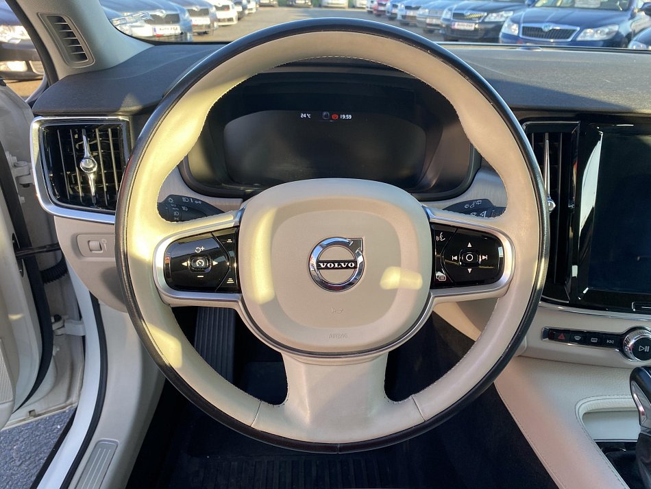 Volvo V90 2.0 i 