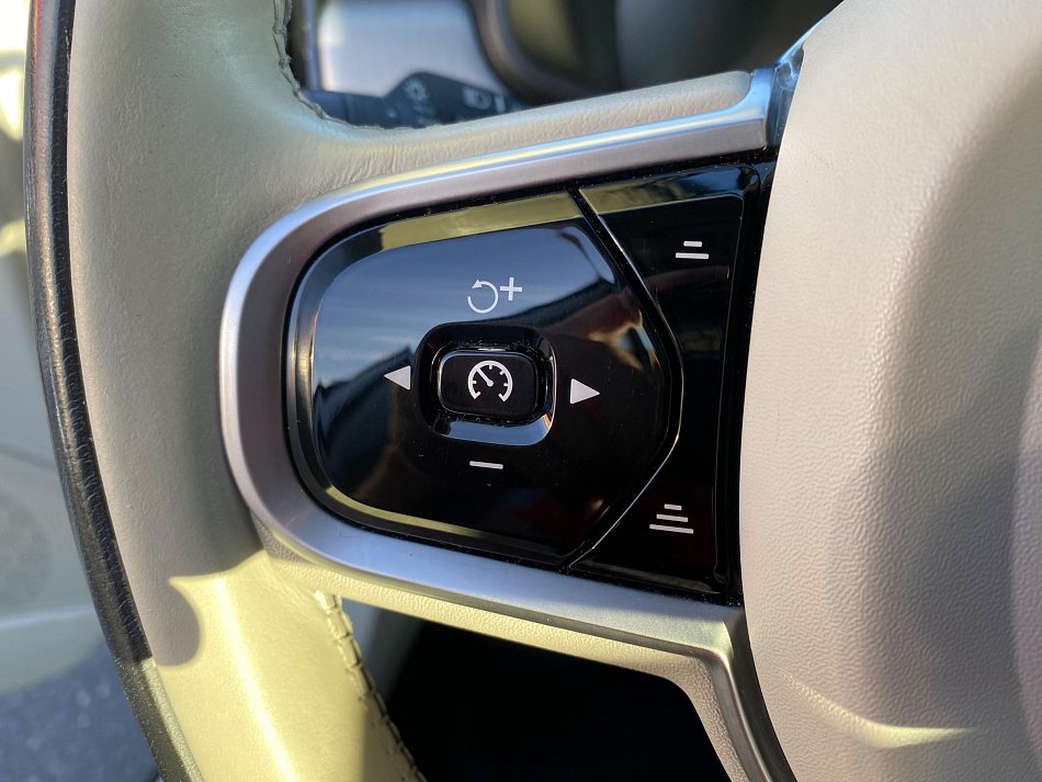 Volvo V90 2.0 i 
