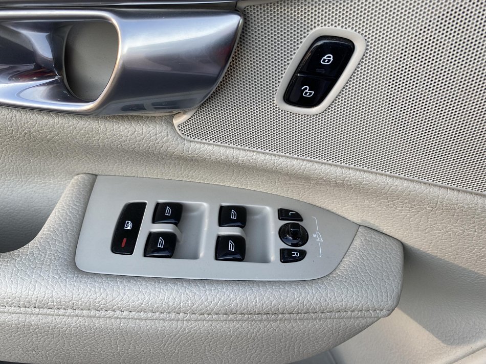 Volvo V90 2.0 i 