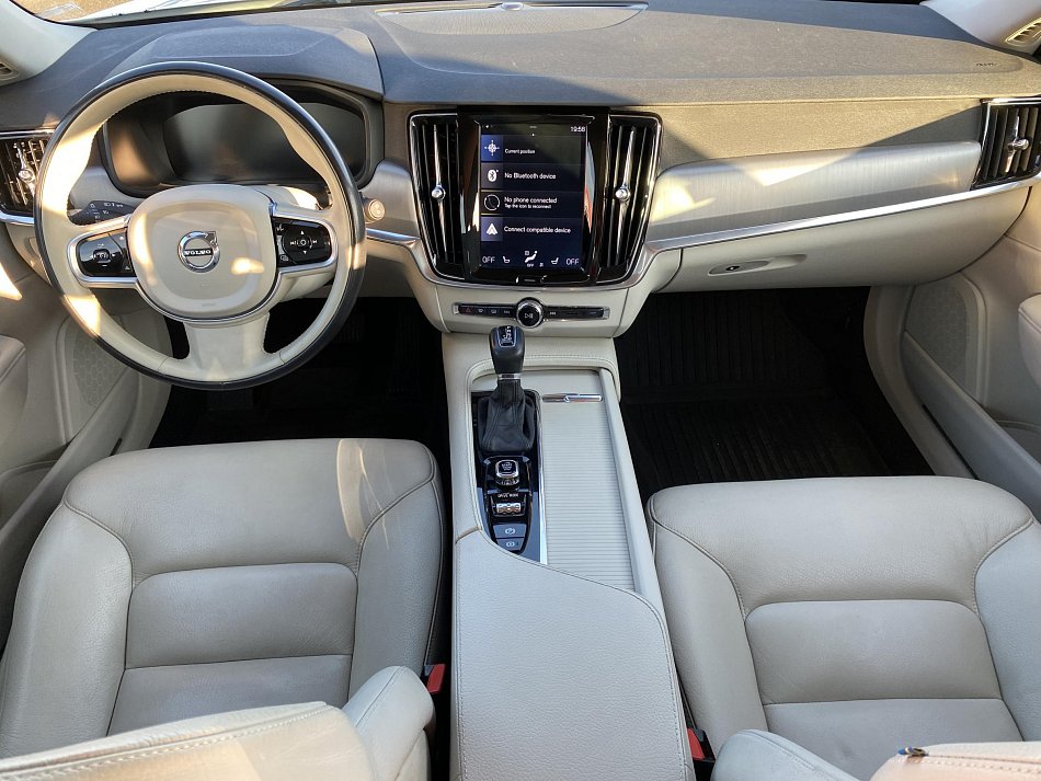 Volvo V90 2.0 i 
