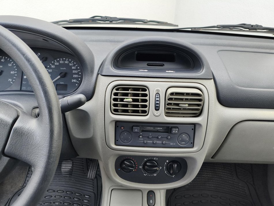 Renault Thalia 1.4i 