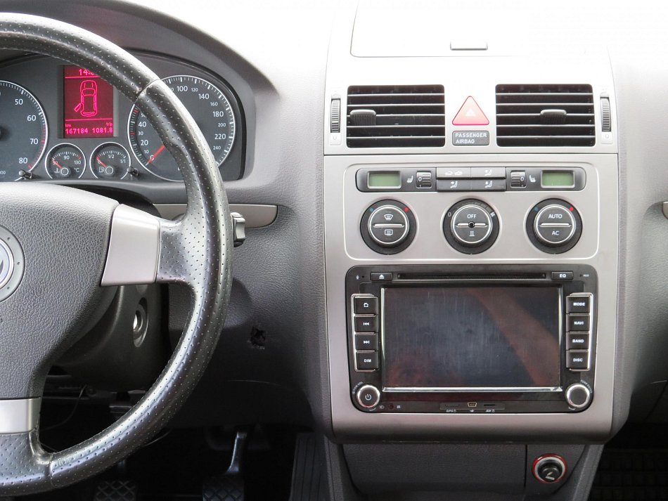 Volkswagen Touran 1.4 TSi 