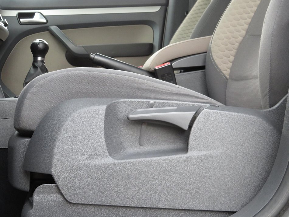 Volkswagen Touran 1.4 TSi 