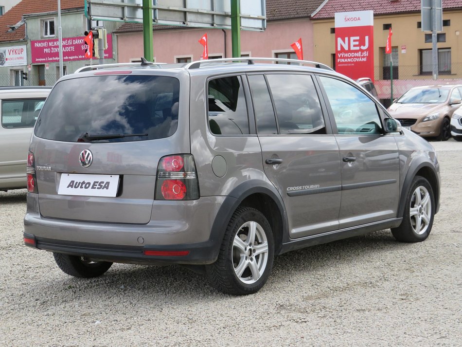 Volkswagen Touran 1.4 TSi 