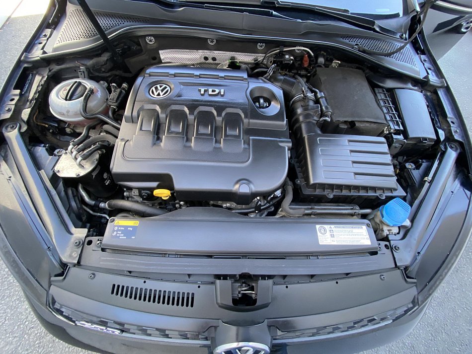 Volkswagen Golf 2.0TDi GTD