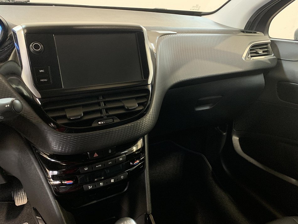 Peugeot 2008 1.2PT Allure
