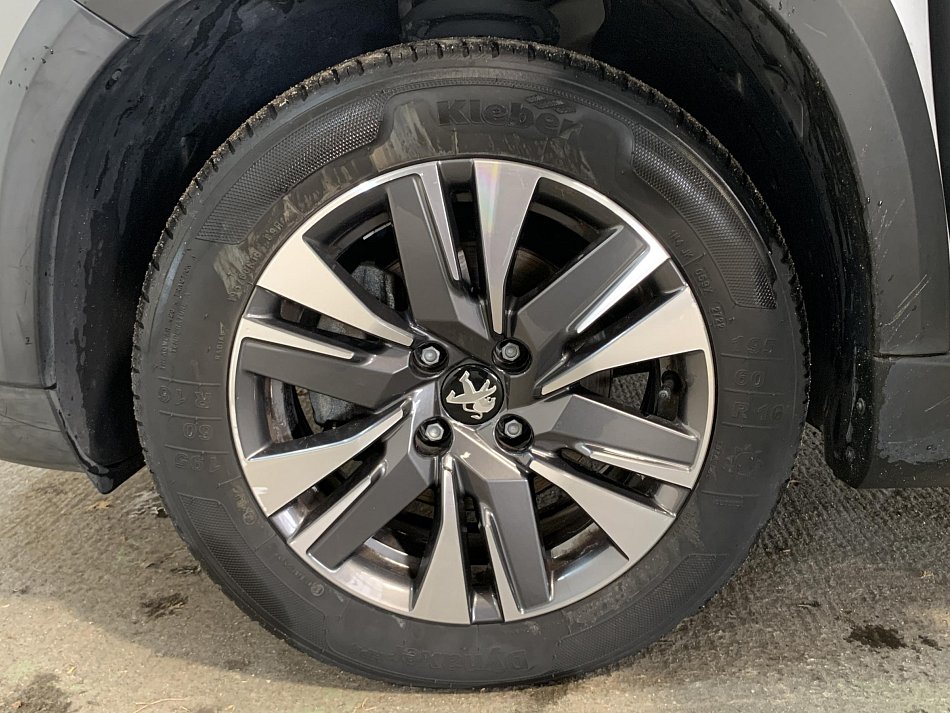 Peugeot 2008 1.2PT Allure