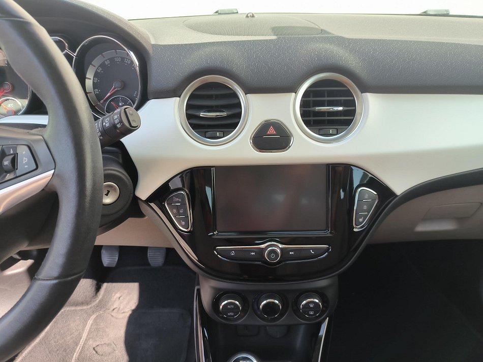 Opel Adam 1.4i 