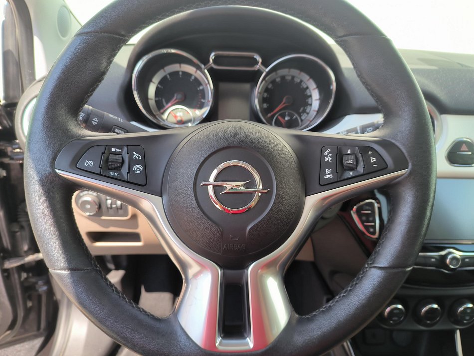 Opel Adam 1.4i 