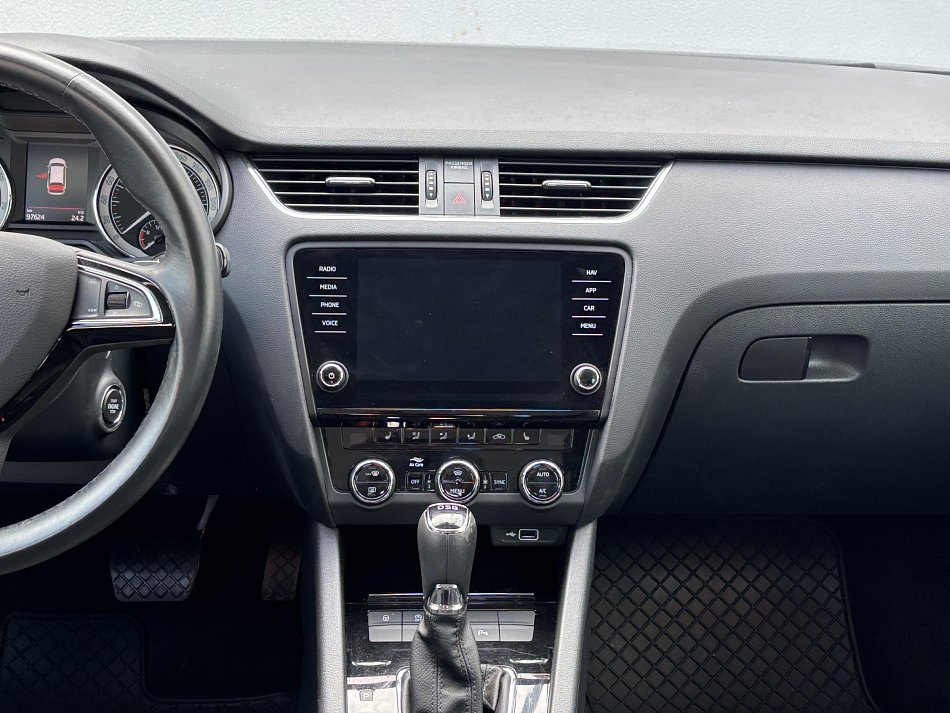 Škoda Octavia III 1.5 TGi Style