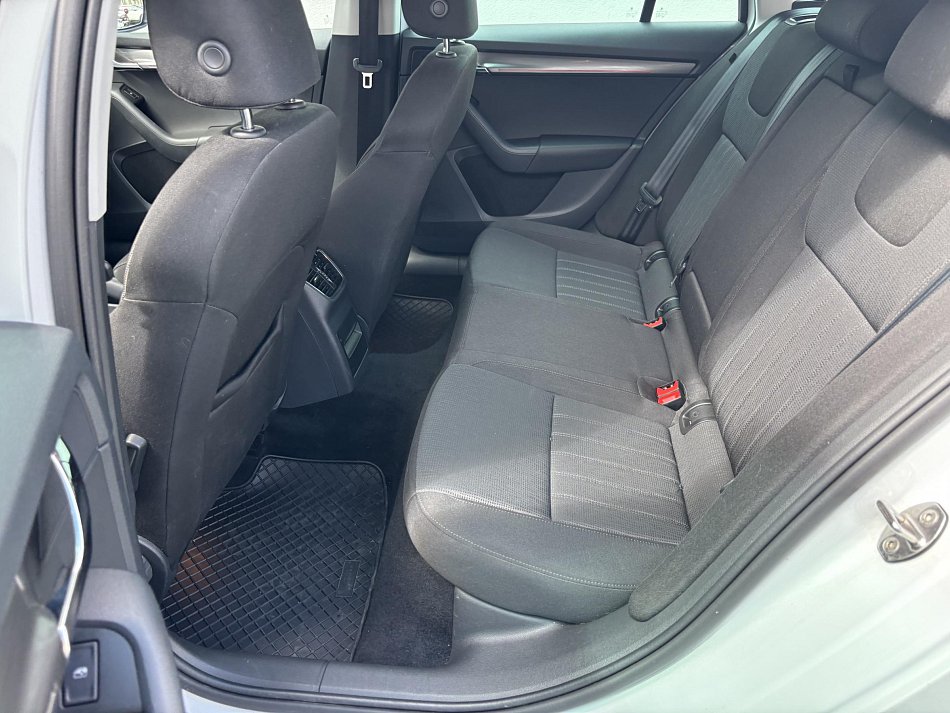 Škoda Octavia III 1.5 TGi Style