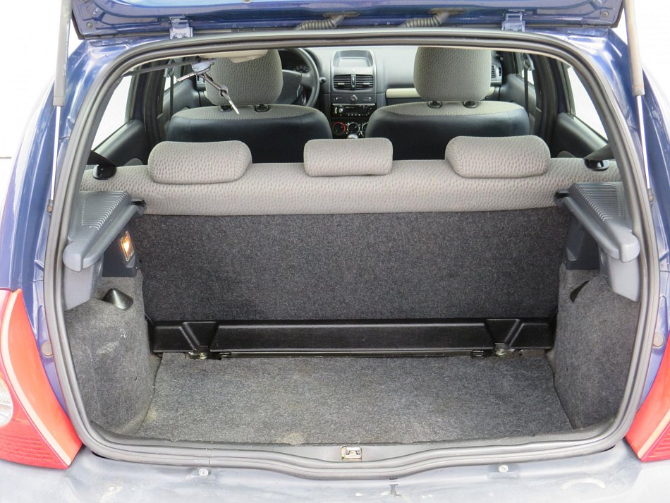 Renault Clio 1.2i 