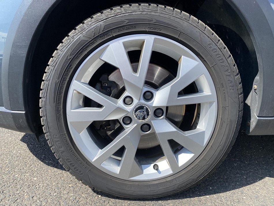 Škoda Octavia III 2.0 TDi  4x4