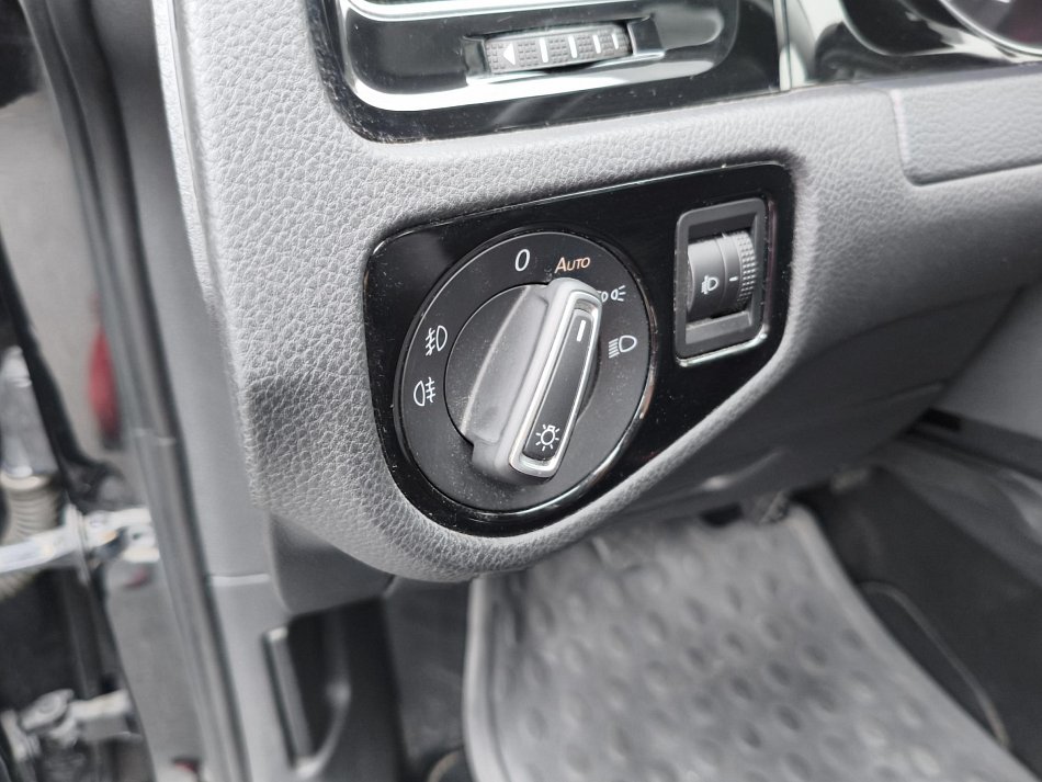 Volkswagen Golf 1.6TDi Highline