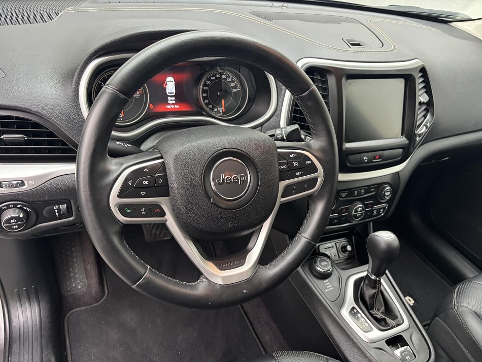 Jeep Cherokee 2.2TD NightEagle 4x4