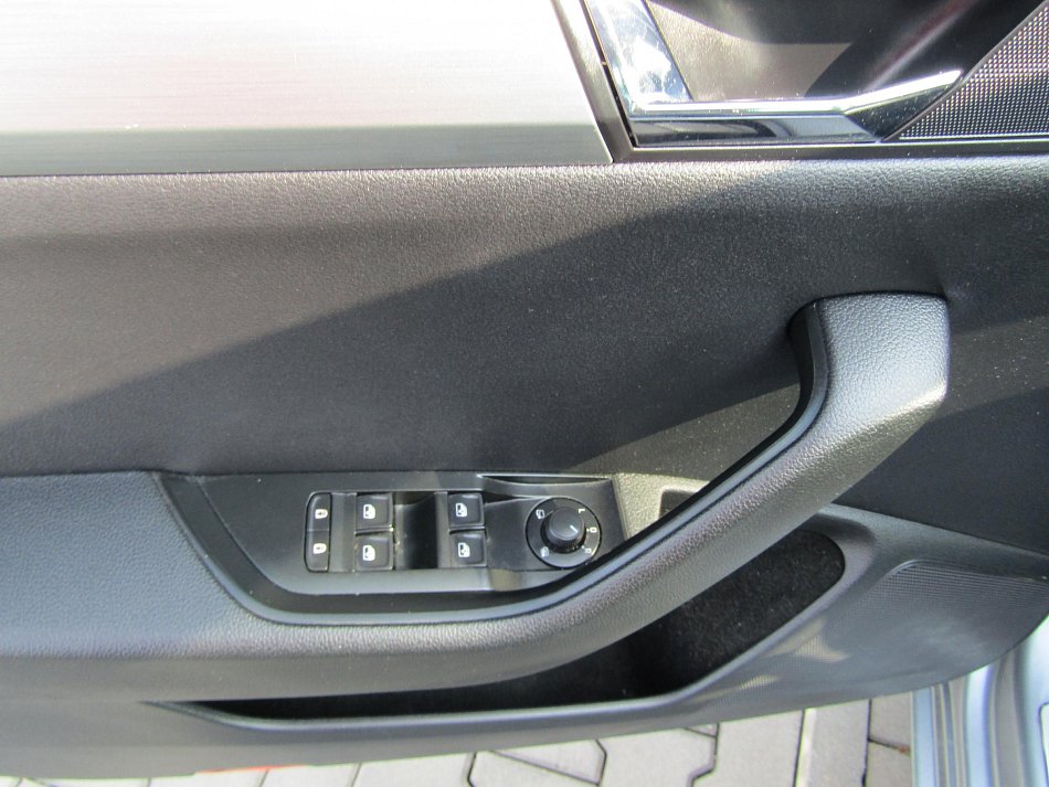 Škoda Superb III 2.0 TDi 