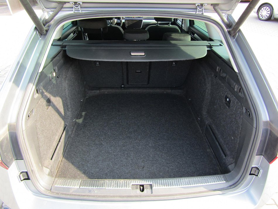Škoda Superb III 2.0 TDi 