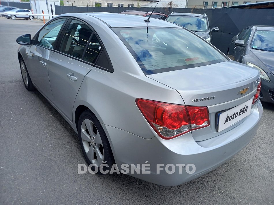 Chevrolet Cruze 1.6i 