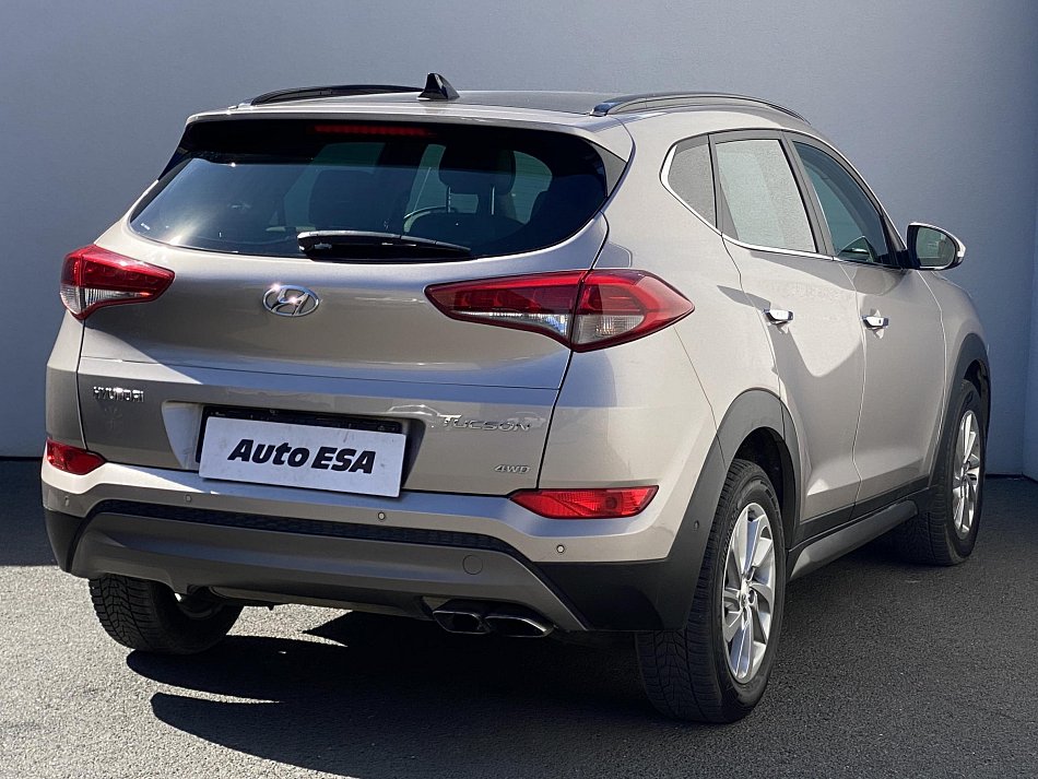Hyundai Tucson 2.0 CRDi Executive 4WD