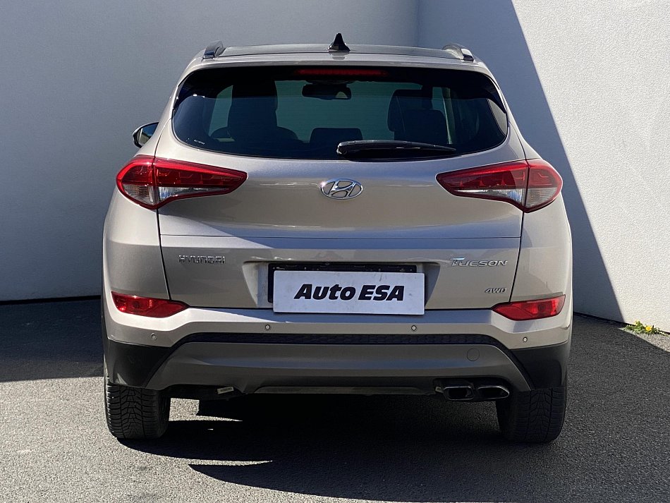 Hyundai Tucson 2.0 CRDi Executive 4WD