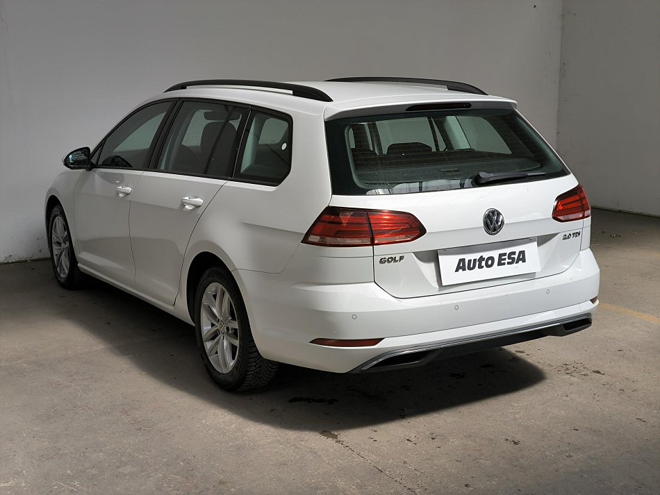 Volkswagen Golf 2.0 TDi 
