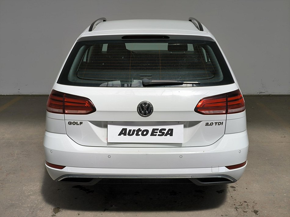 Volkswagen Golf 2.0 TDi 