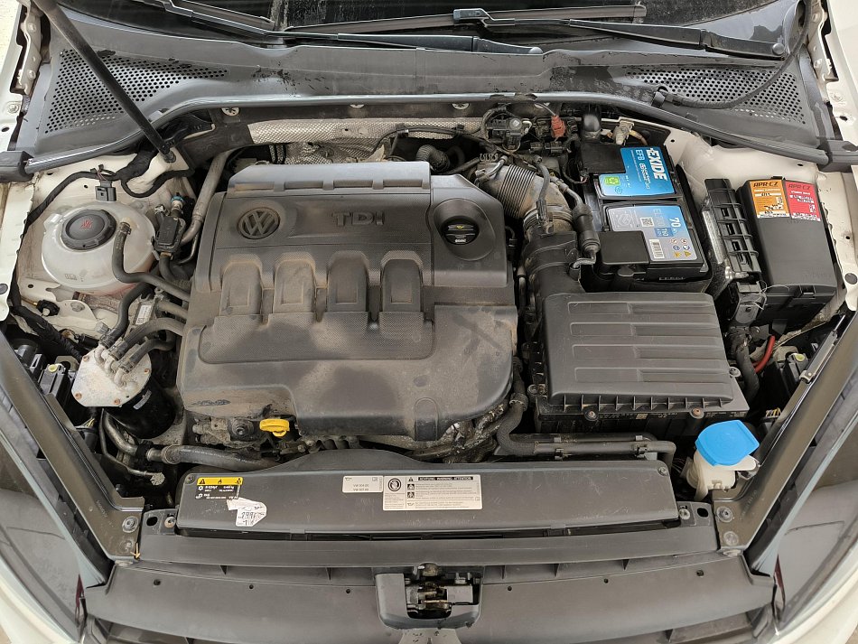 Volkswagen Golf 2.0 TDi 