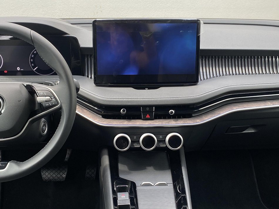Škoda Superb IV 2.0 TDi L&K 4X4