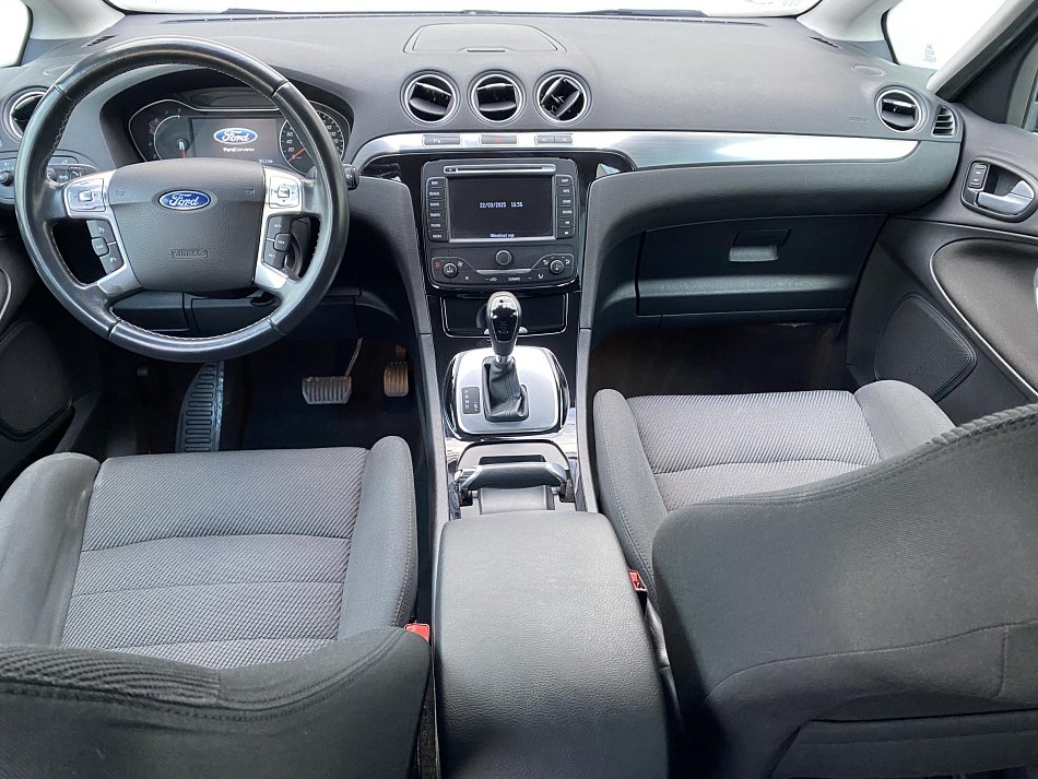 Ford S-MAX 2.0 EB Titanium