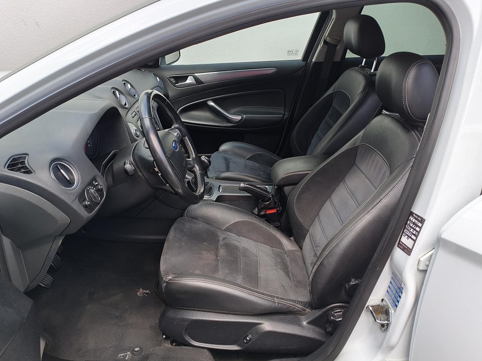 Ford Mondeo 2.0TDCi Titanium