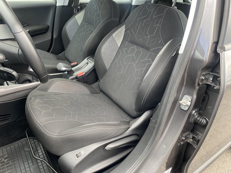 Peugeot 2008 1.2PT 