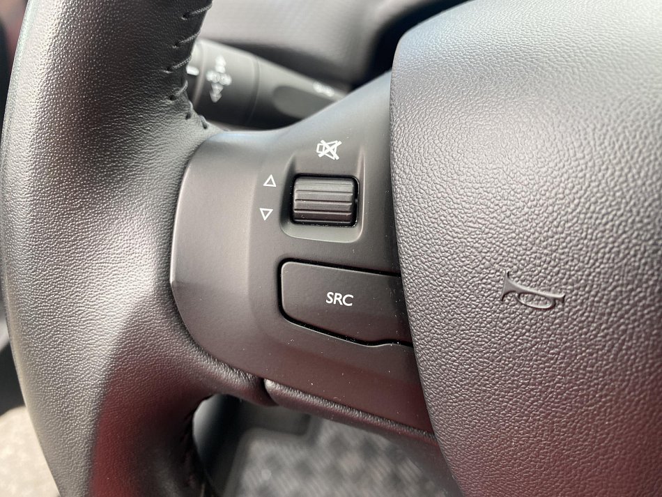 Peugeot 2008 1.2PT 