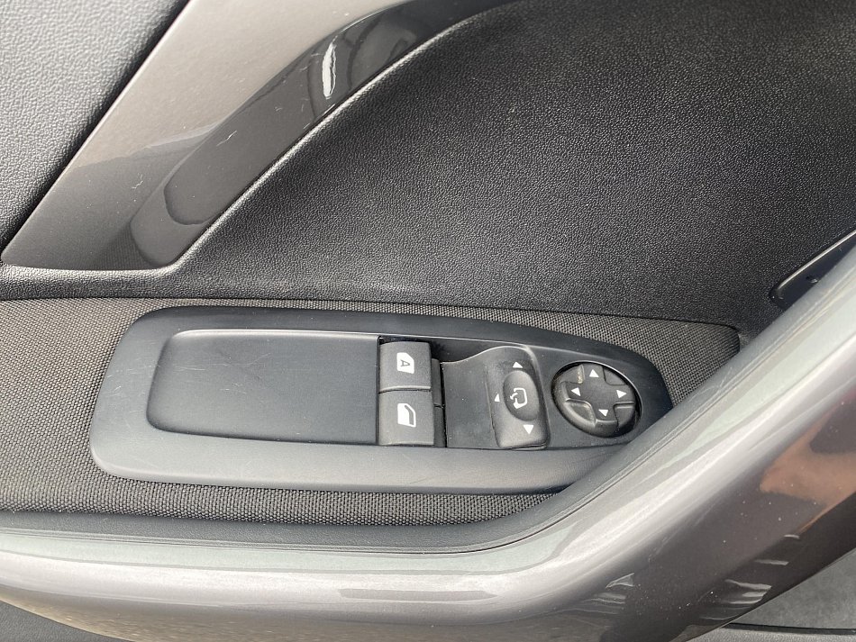 Peugeot 2008 1.2PT 