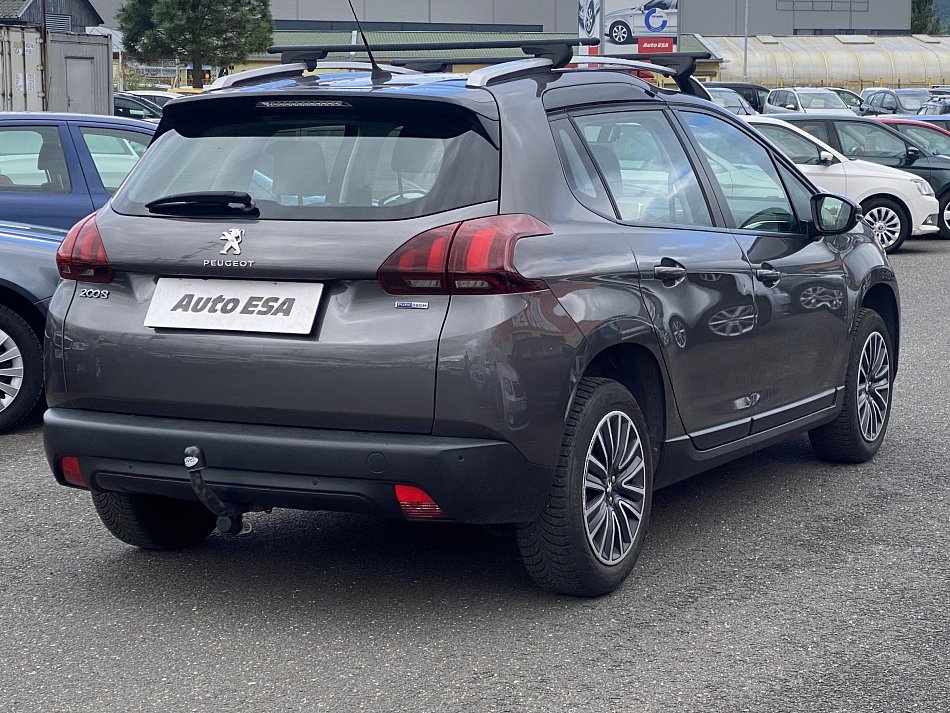 Peugeot 2008 1.2PT 