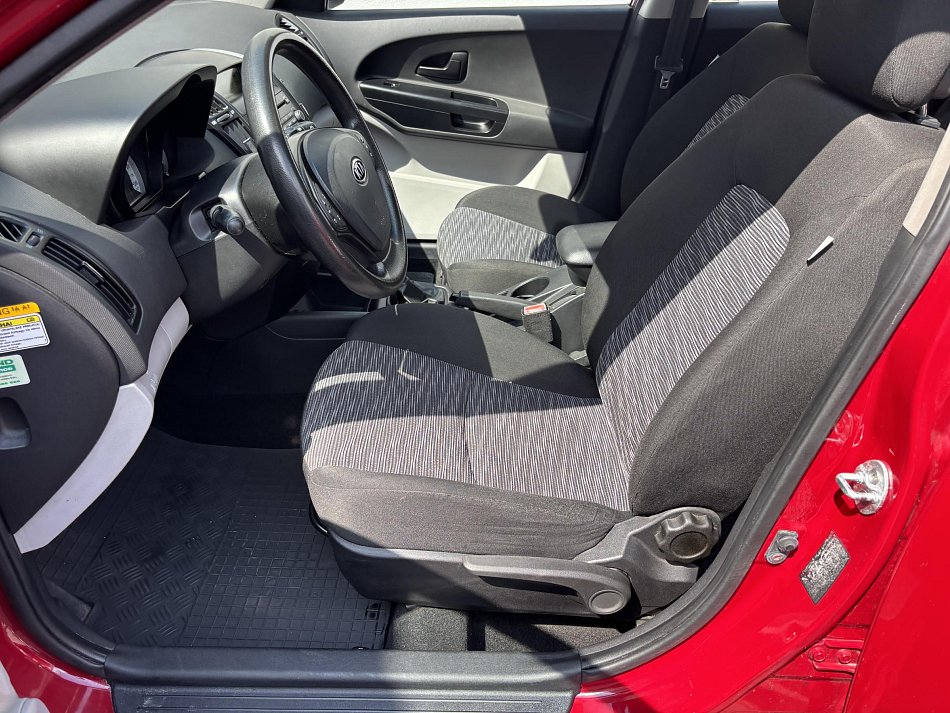 Kia Ceed 1.4i 