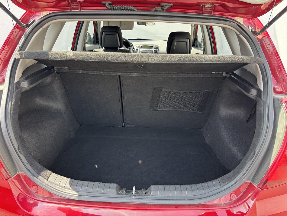 Kia Ceed 1.4i 
