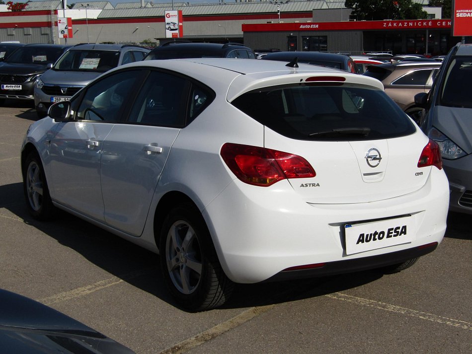 Opel Astra 1.7 CDTi 
