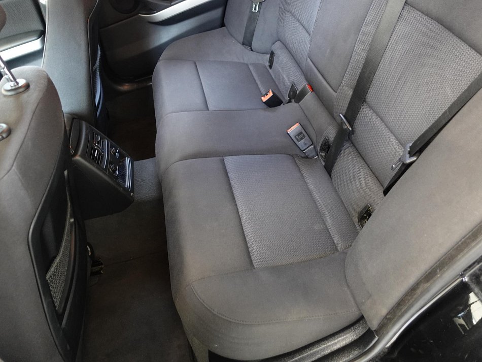 BMW Řada 3 3.0i  330Xi